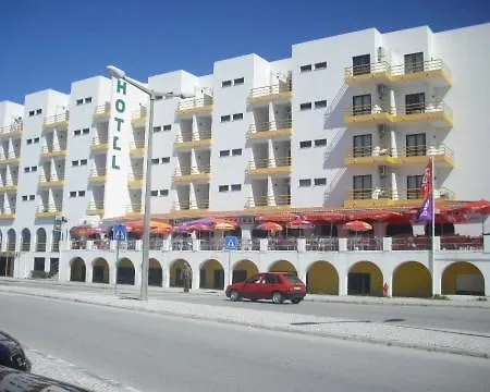Hotel Tamargueira 3*